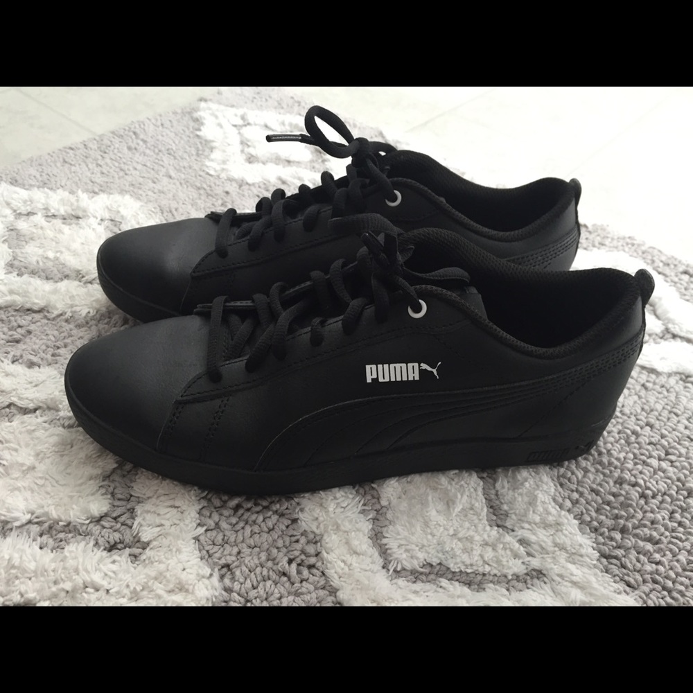Puma black leather sneakers. Size 8.5